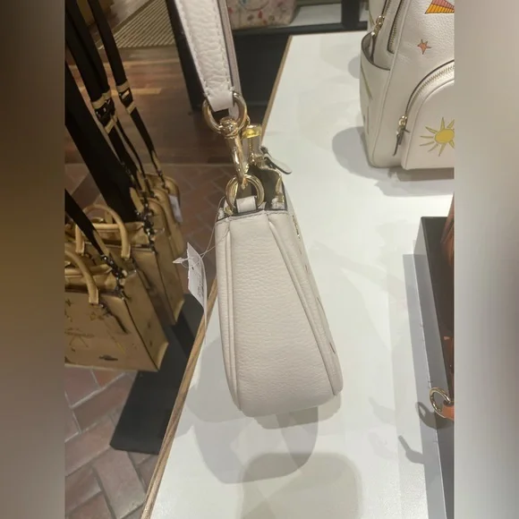 NWT！COACH X OBSERVED BY US TERI SHOULDER BAG IN LEATHER（COACH CU388）gift receipt